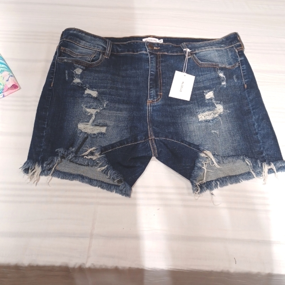 𝅺MS CELLO 3X DENIM SHORTS FACTORY DESTROYED NWT